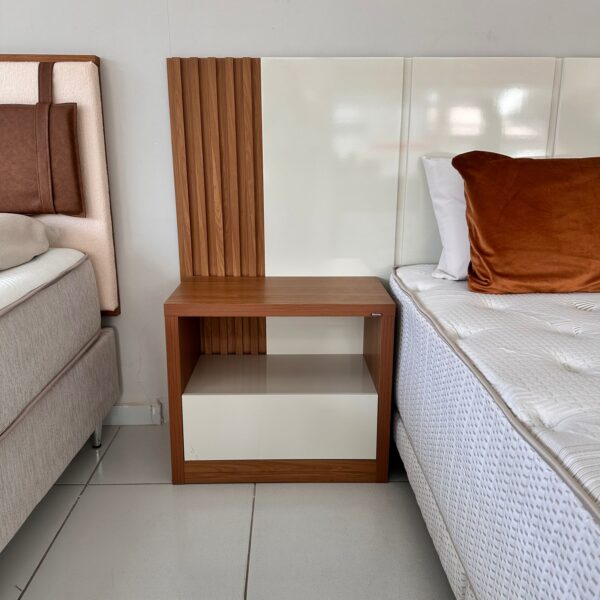 Conjunto - Cabeceira + Mesa lateral (Dalla Costa) - Imagem 2