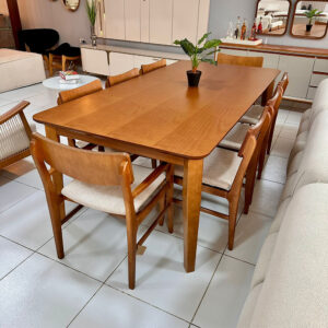 Mesa de Janta ZOE RUDNICK